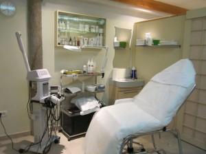 200741_188544141187730_6761229_n