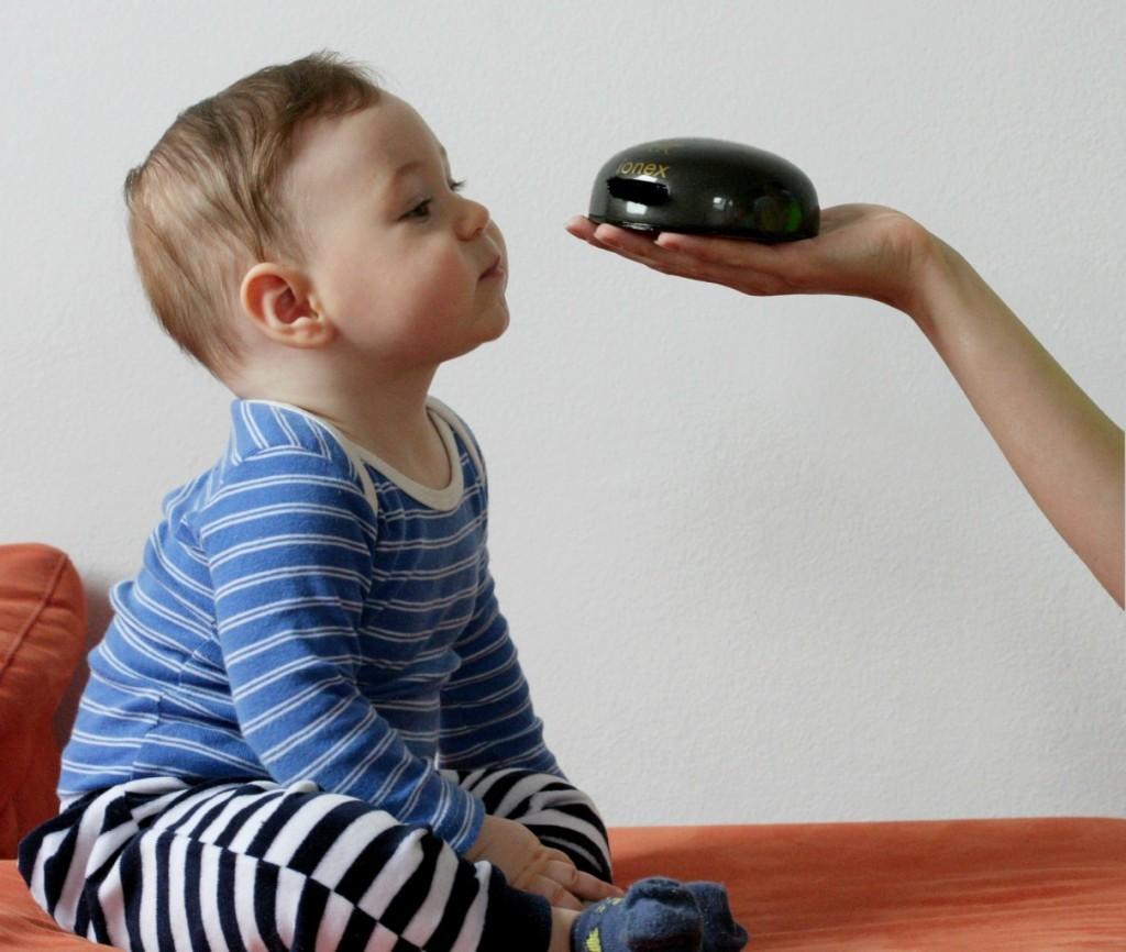 Val (7,5 mesecev) vdihavanje negativnih ionov