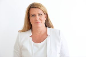 dr. Urška Ivanuš foto_ Miha Fras_A