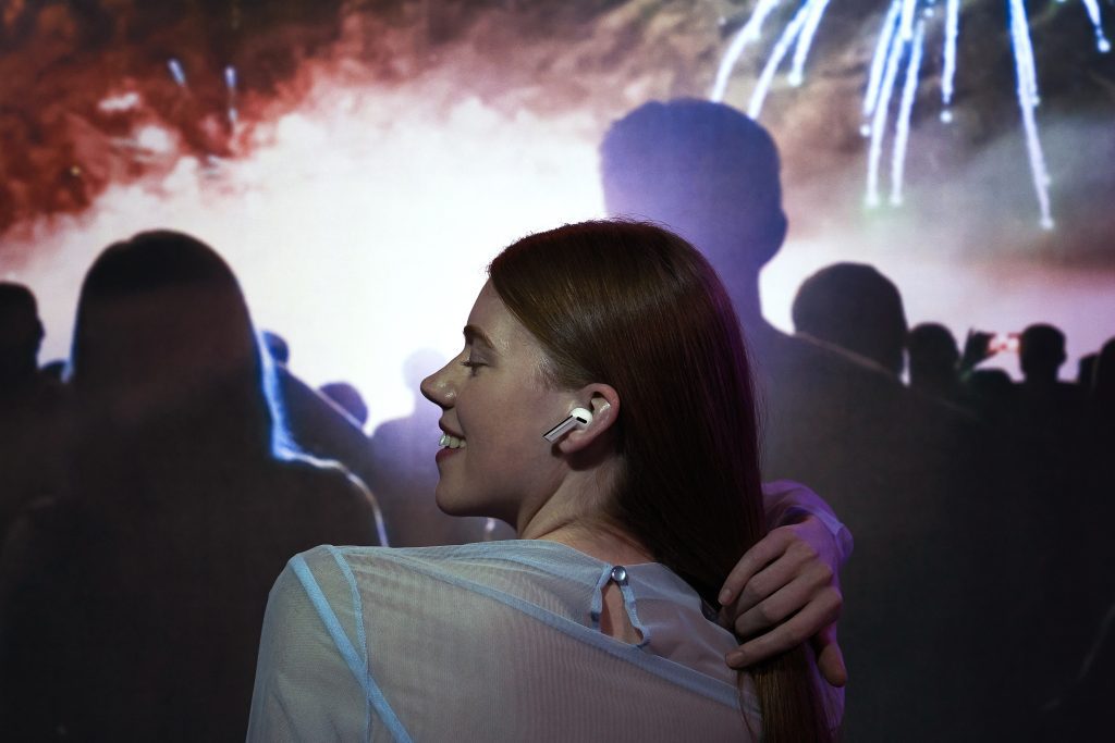 Brezžične slušalke Samsung Galaxy Buds3 in Buds3 Pro