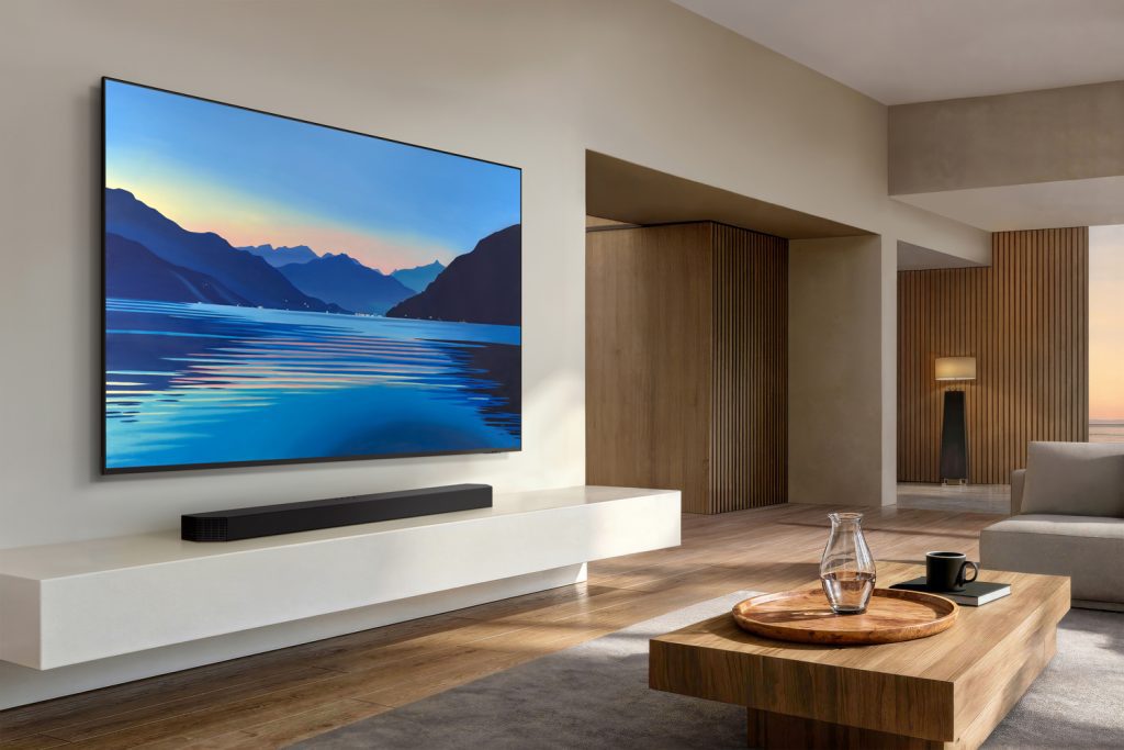 ▲Thomas Huber_s 16.7.2024(2024) displayed on QN80H